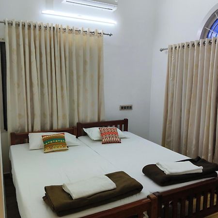 Tess Holistay Fort Kochi Phòng bức ảnh